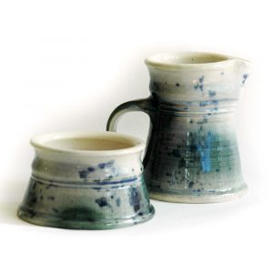 speckled cream and sugar set